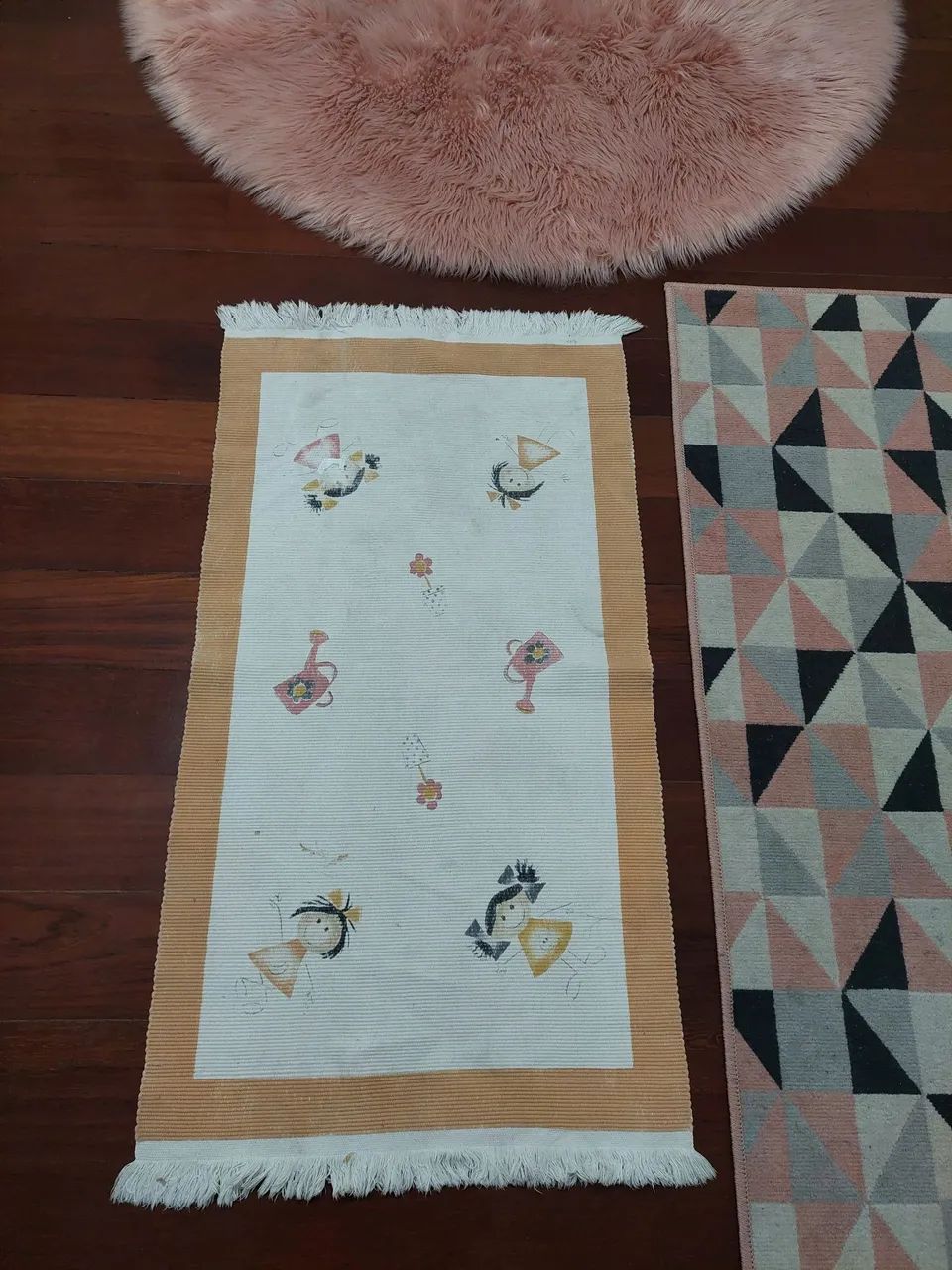 Vendo 3 tapetes lindos! - Foto 3