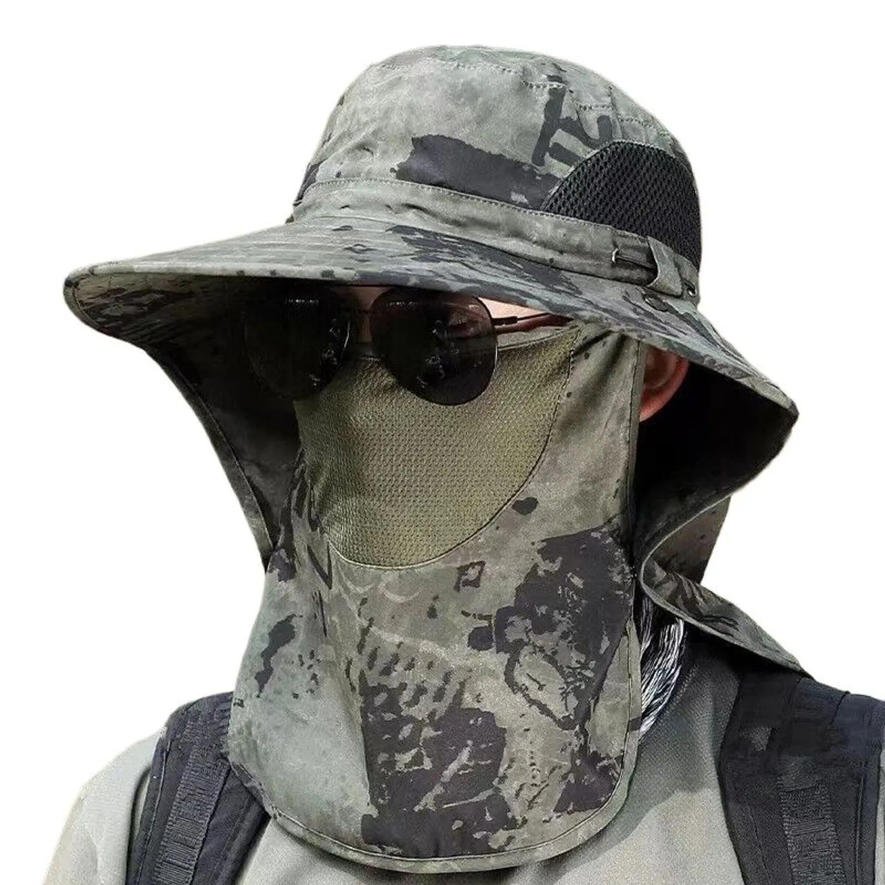 Chapéu de sol camuflado 