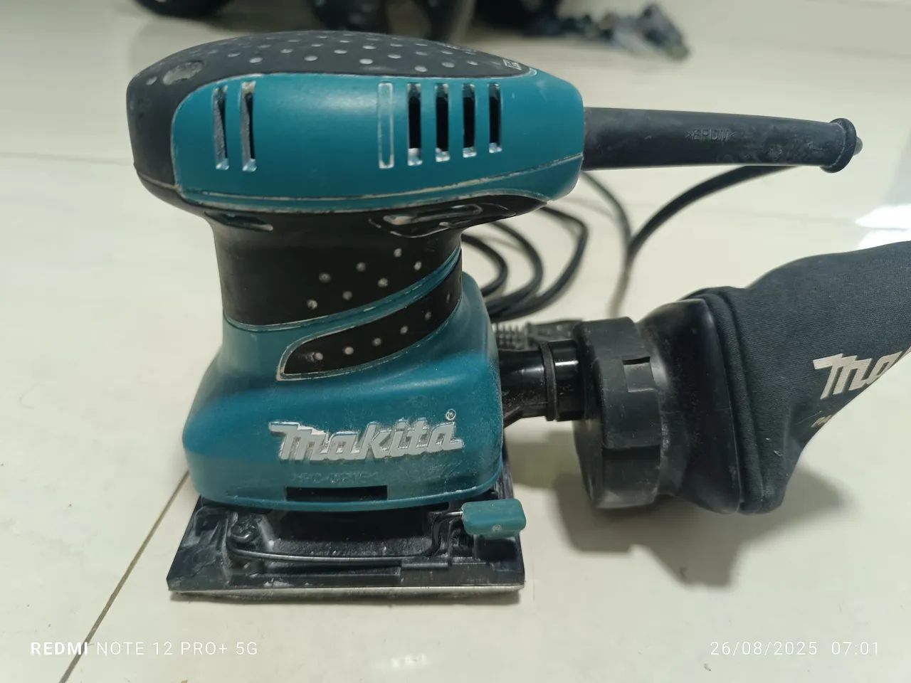 Lixadeira orbital BO4556  220v