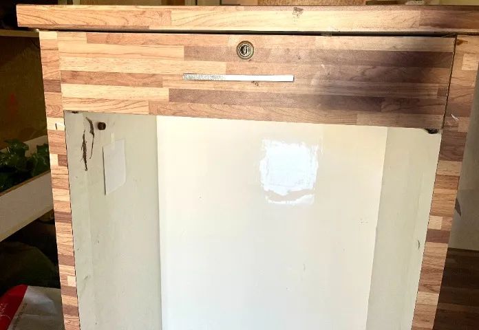 Bancada caixa Balcão com gaveta revestido com efeito madeira - Foto 5
