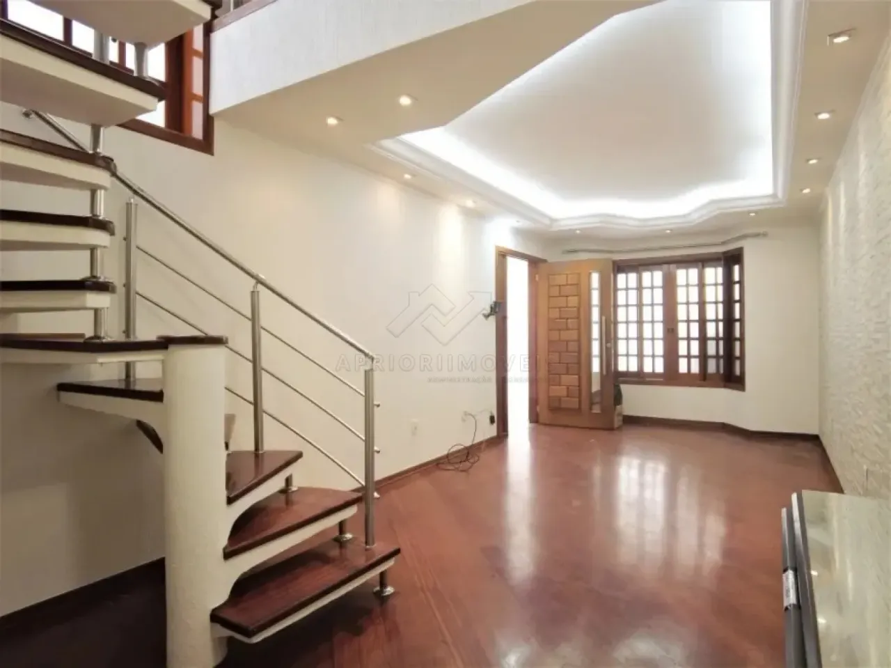 Sobrado para Venda e Locação com 209m² - Vila Camilópolis - Santo André/SP