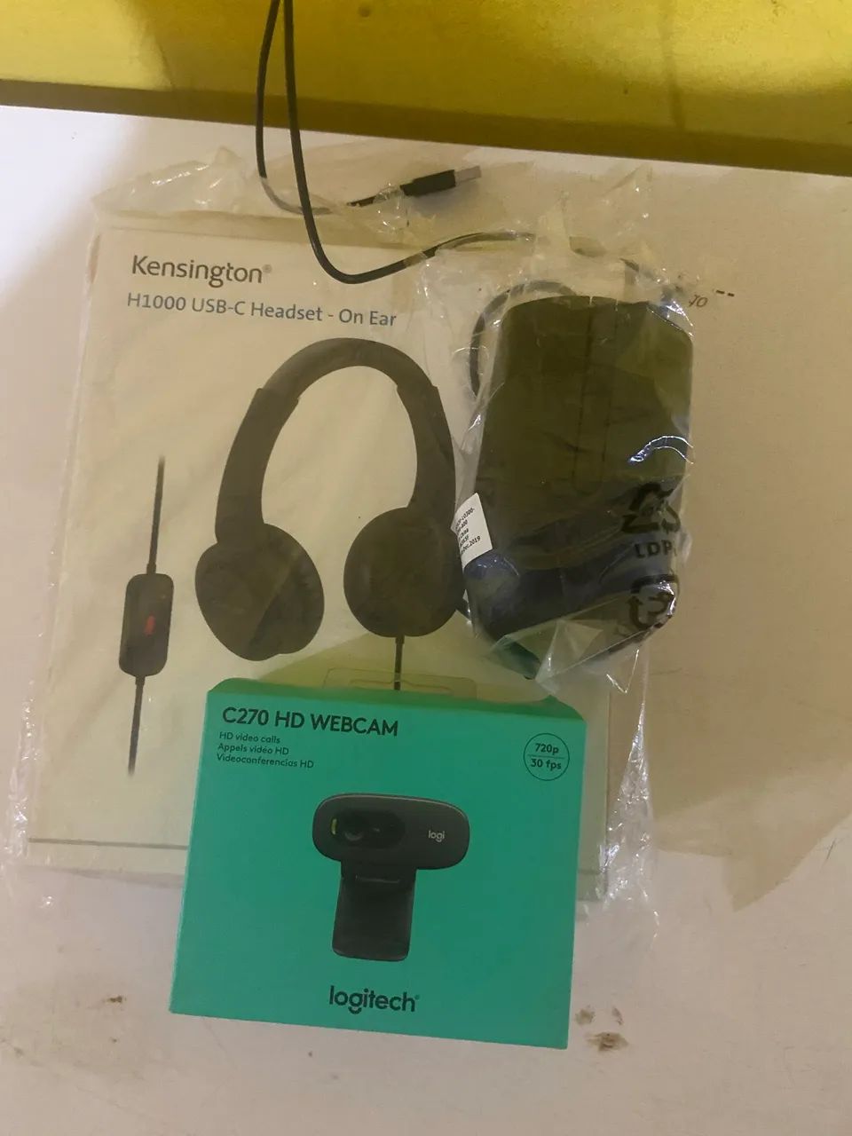 Kith headset + webcam + mouse