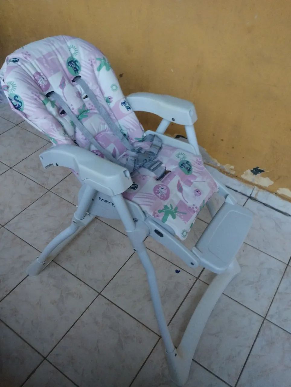 Cadeirinha de Alimentação Rosa - Foto 2