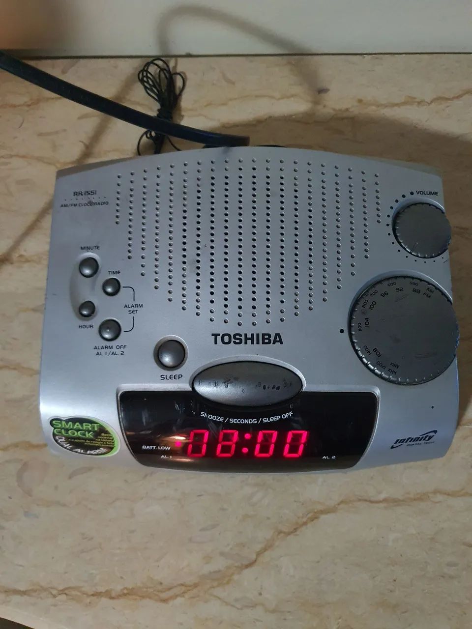 RADIO RELOGIO TOSHIBA BIVOLT - Foto 2