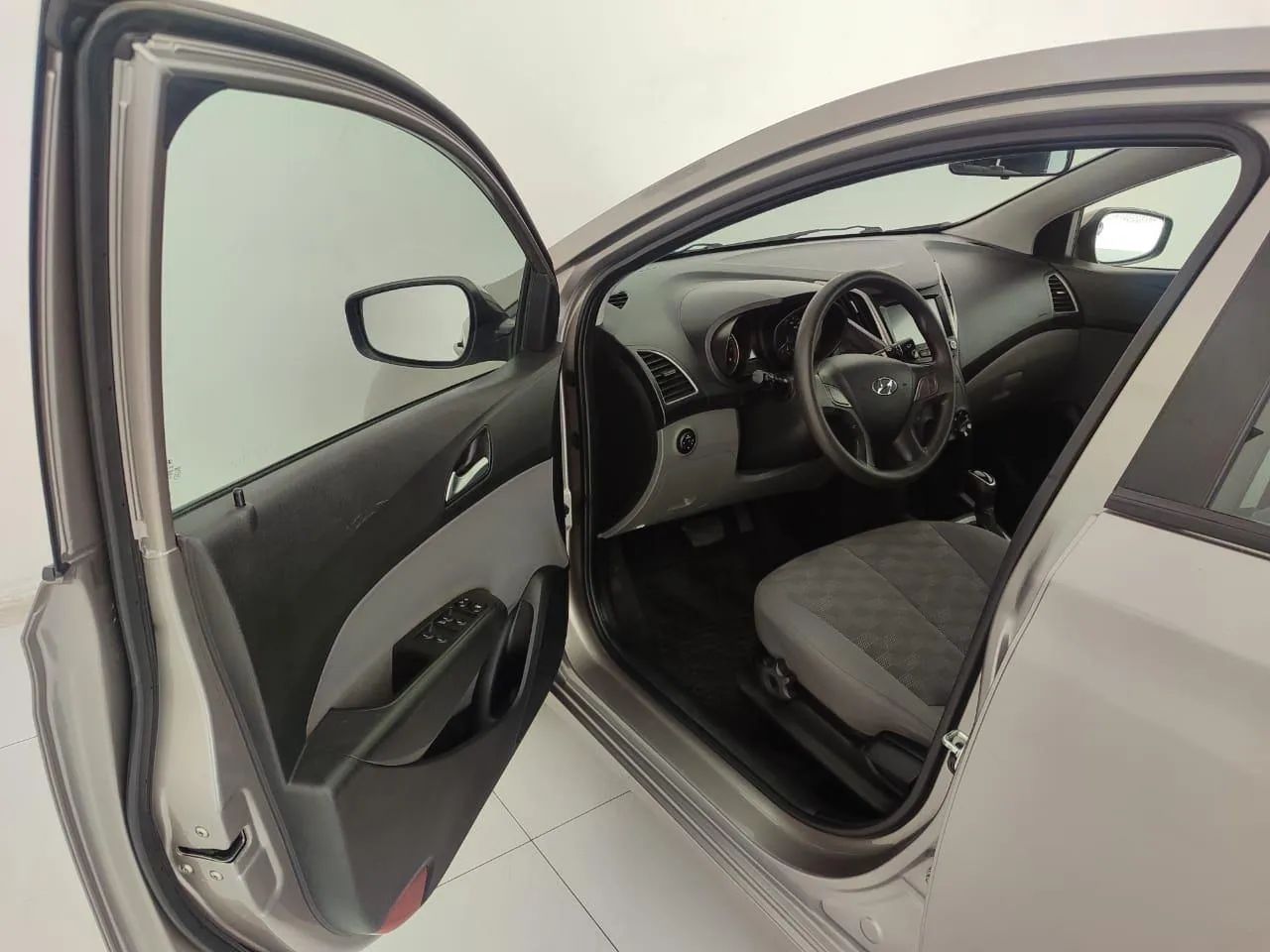 HB20S 1.6A COMF PRATA 2019/2019 - Foto 7