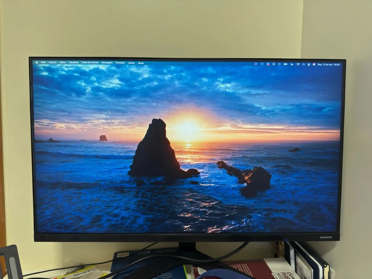 Monitor SAMSUNG 27?