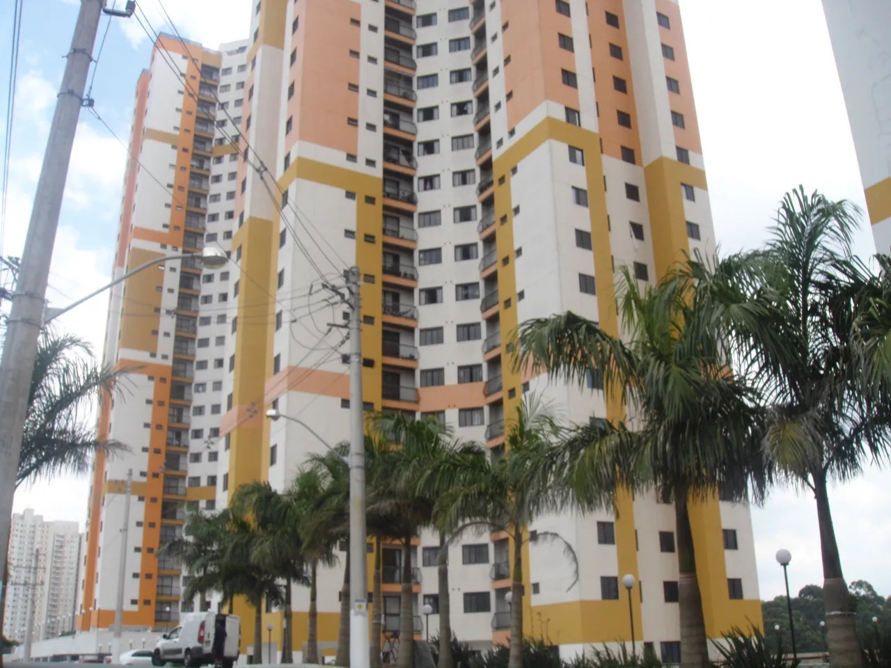 Apartamento condomínio Laranjeiras 2 dorms e 01 vaga coberta - Taboão da Serra