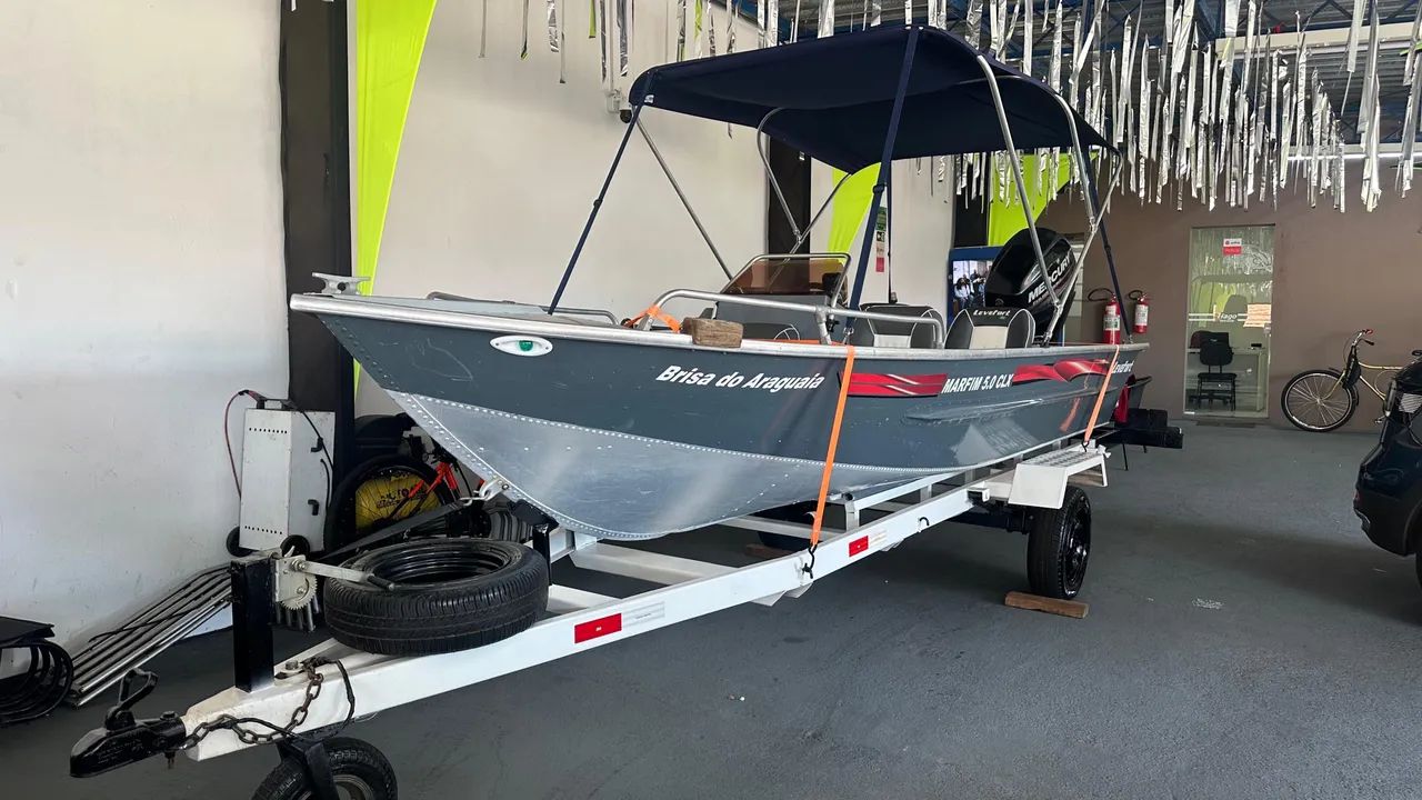 Lancha de passeio/pesca  levfort - Foto 2