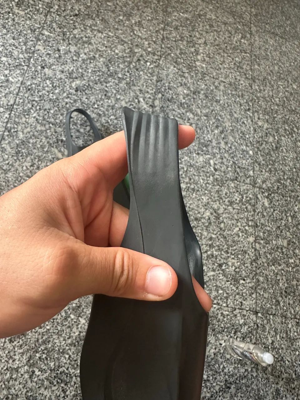 Vendo pé de pato Pride ML - Foto 4