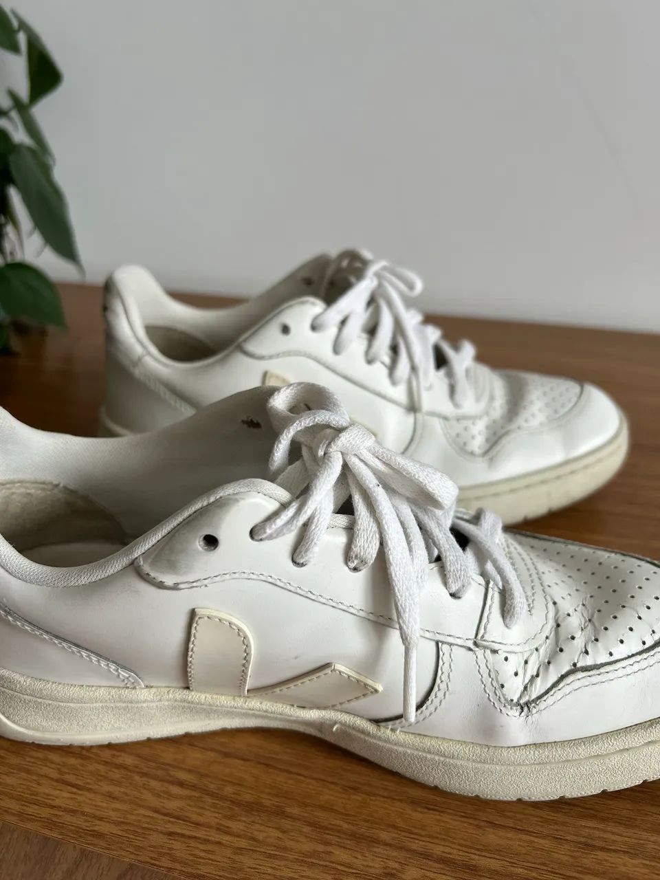 Tênis VERT 36 Off White de Couro Legítimo Original - Foto 5