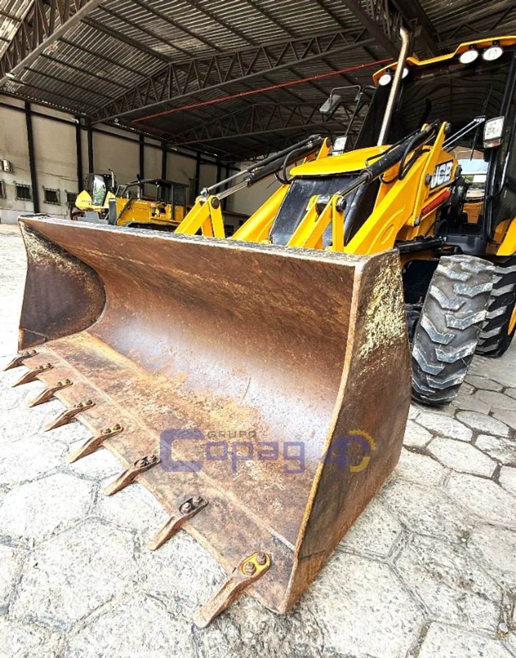 Retroescavadeira JCB 3CX Ano 2022 - Foto 4