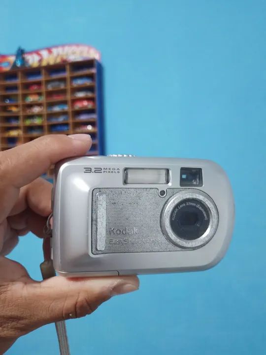 Câmera Digital Kodak EasyShare cx7300 3.2 Mega Pixels