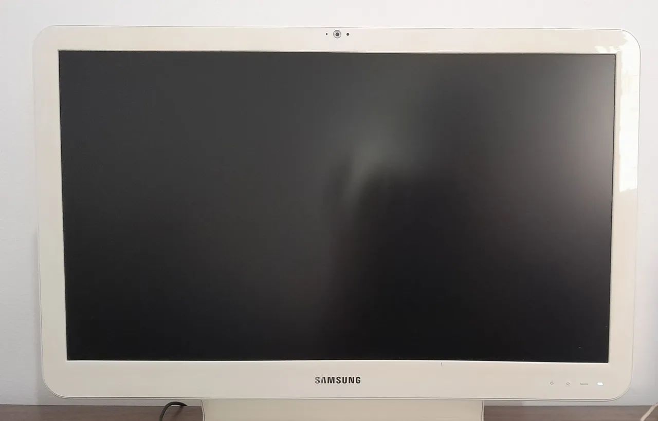 Computador All-in-One Samsung + estabilizador  - Foto 3