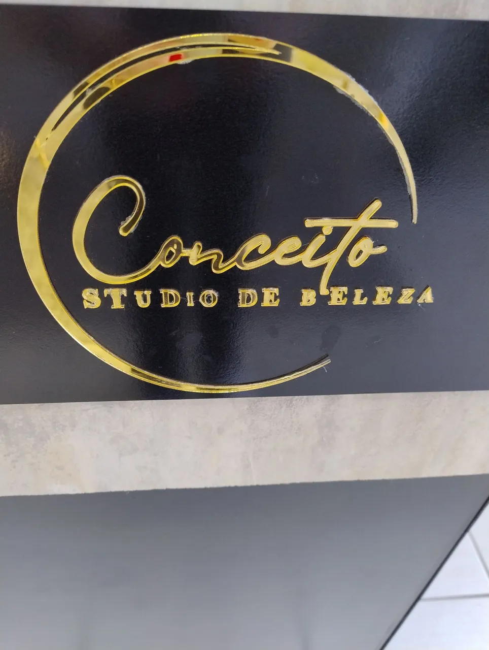 Cabeleireira com experiência