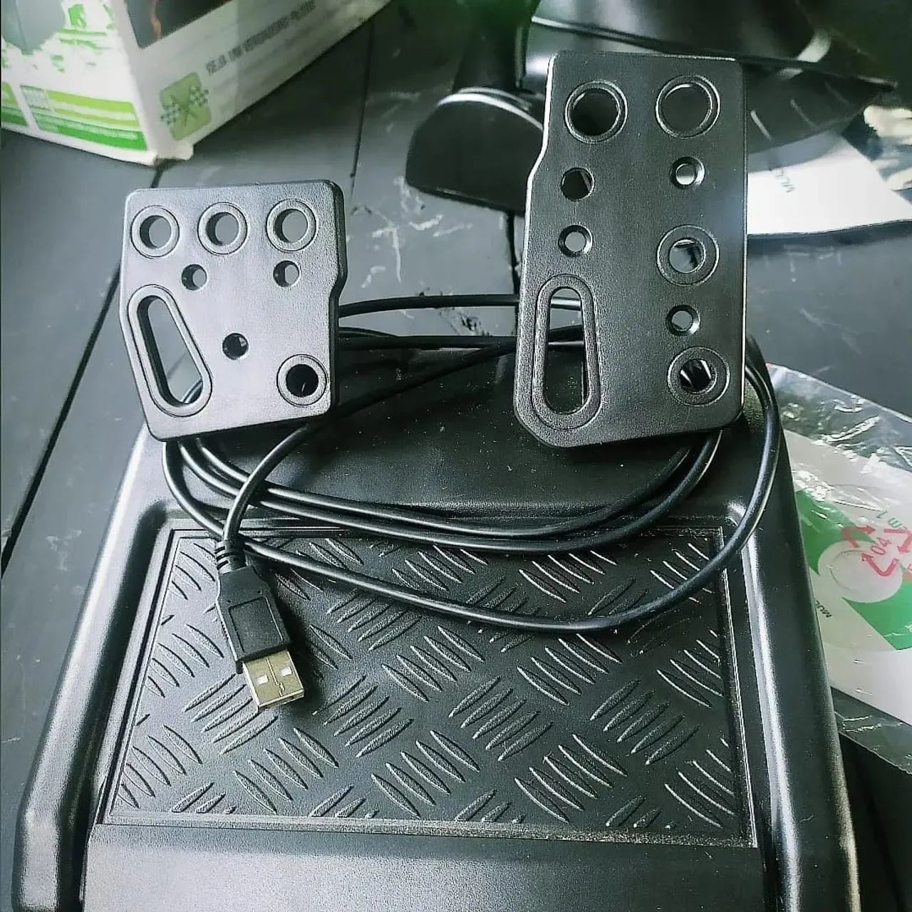 VOLANTE GAMER COM PEDAL RACER para Xbox 360, PS2, PS3 e Computador - Foto 3