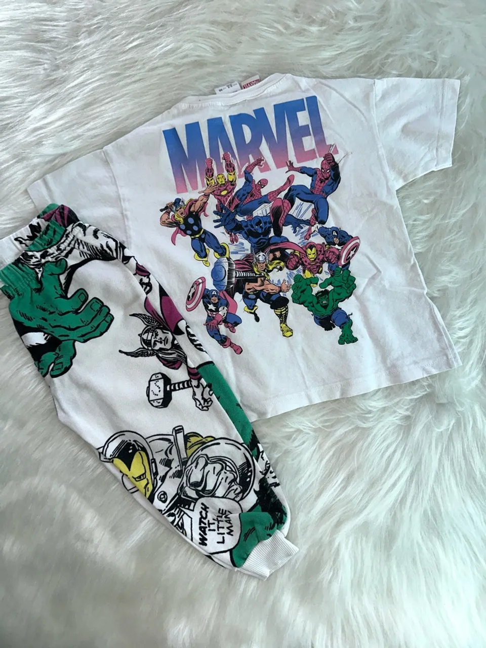 Conjunto marvel zara