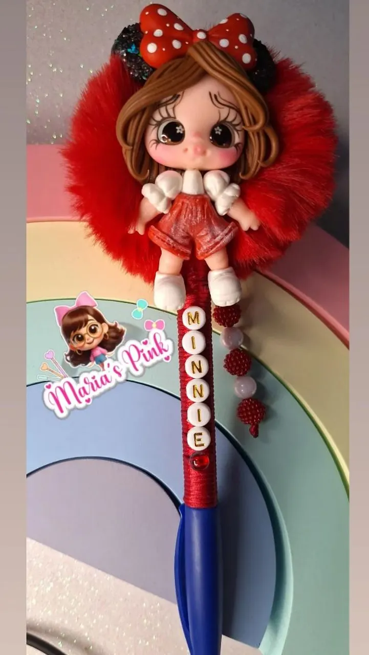 Caneta Personalizada Minnie: Encanto e Estilo na Ponta!