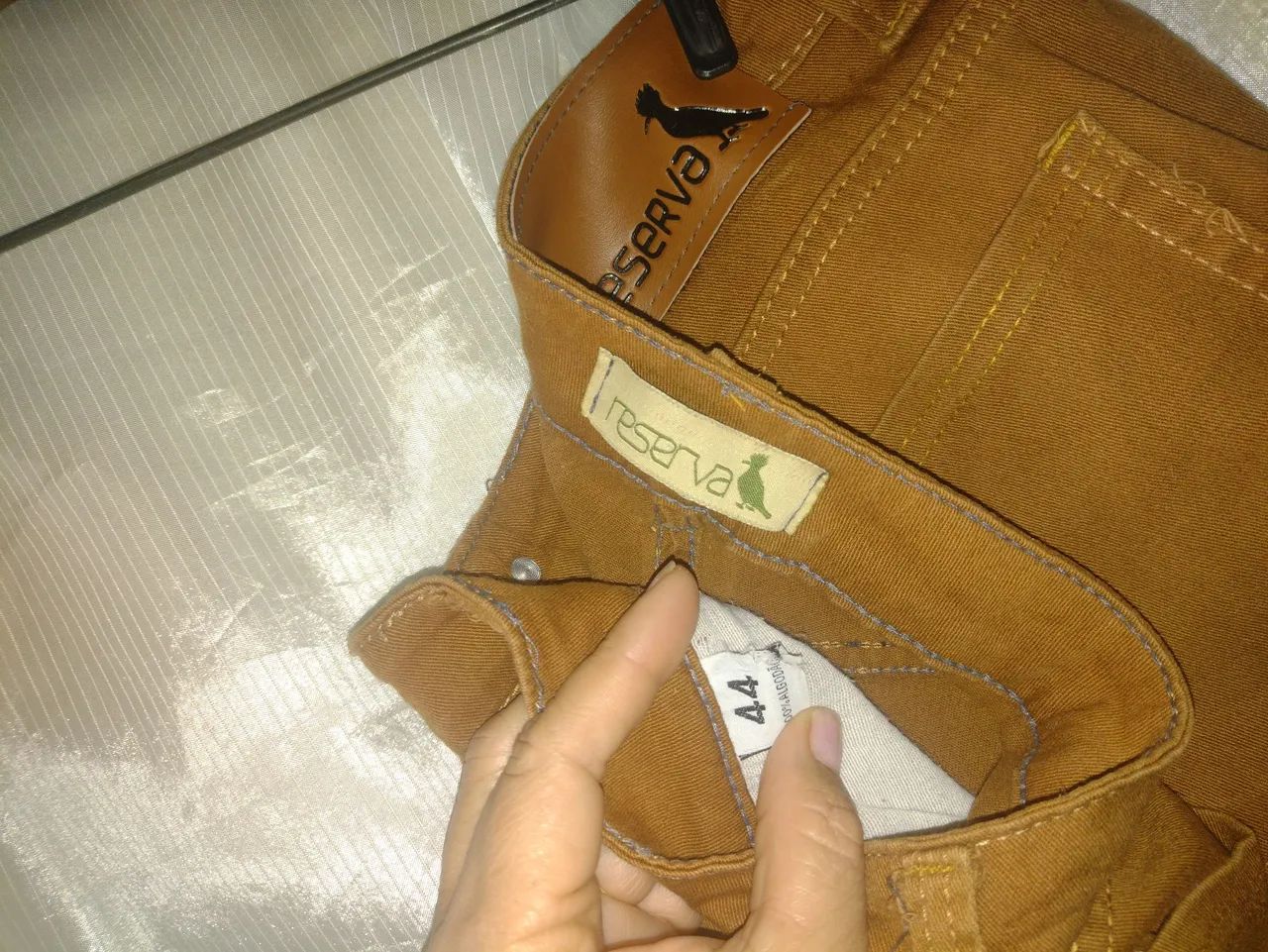 Bermuda masculina jeans marca Reserva. - Foto 5