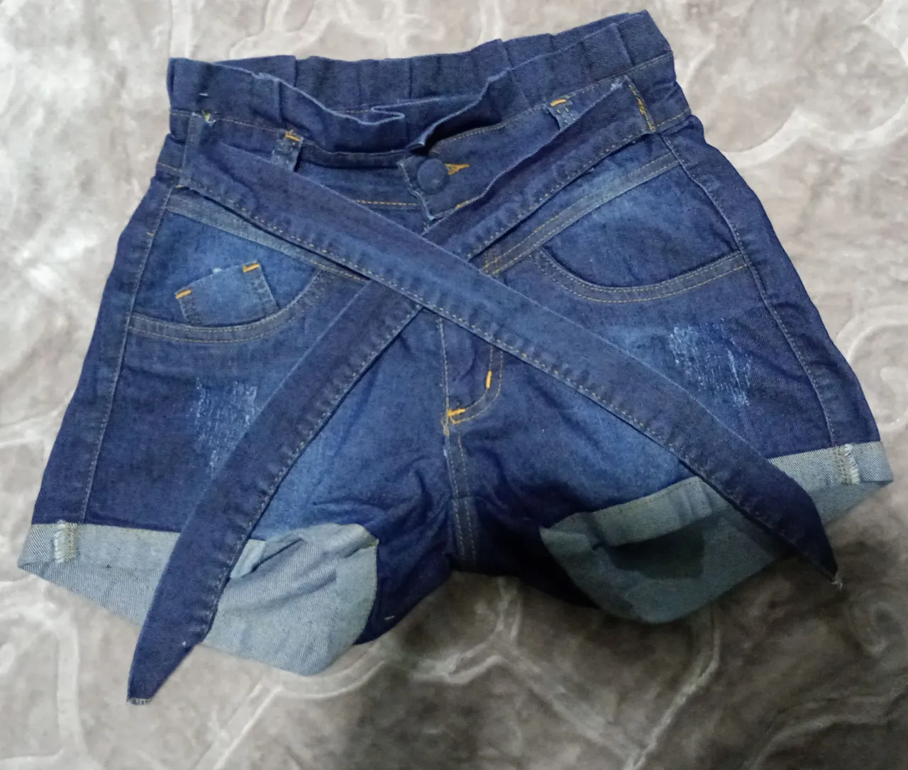 Short Jeans Feminino com Cinto