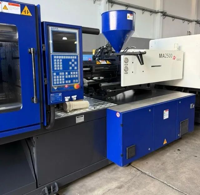 DMI MAQUINAS INJETORAS - MA 250 TONELADAS HAITIAN