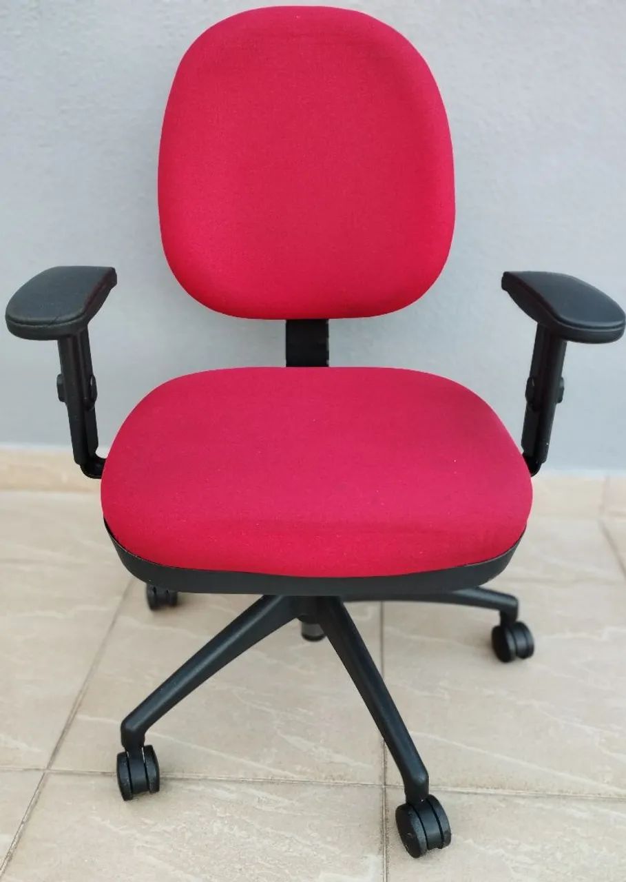 Cadeira de escritório giratória ergonômica nr17