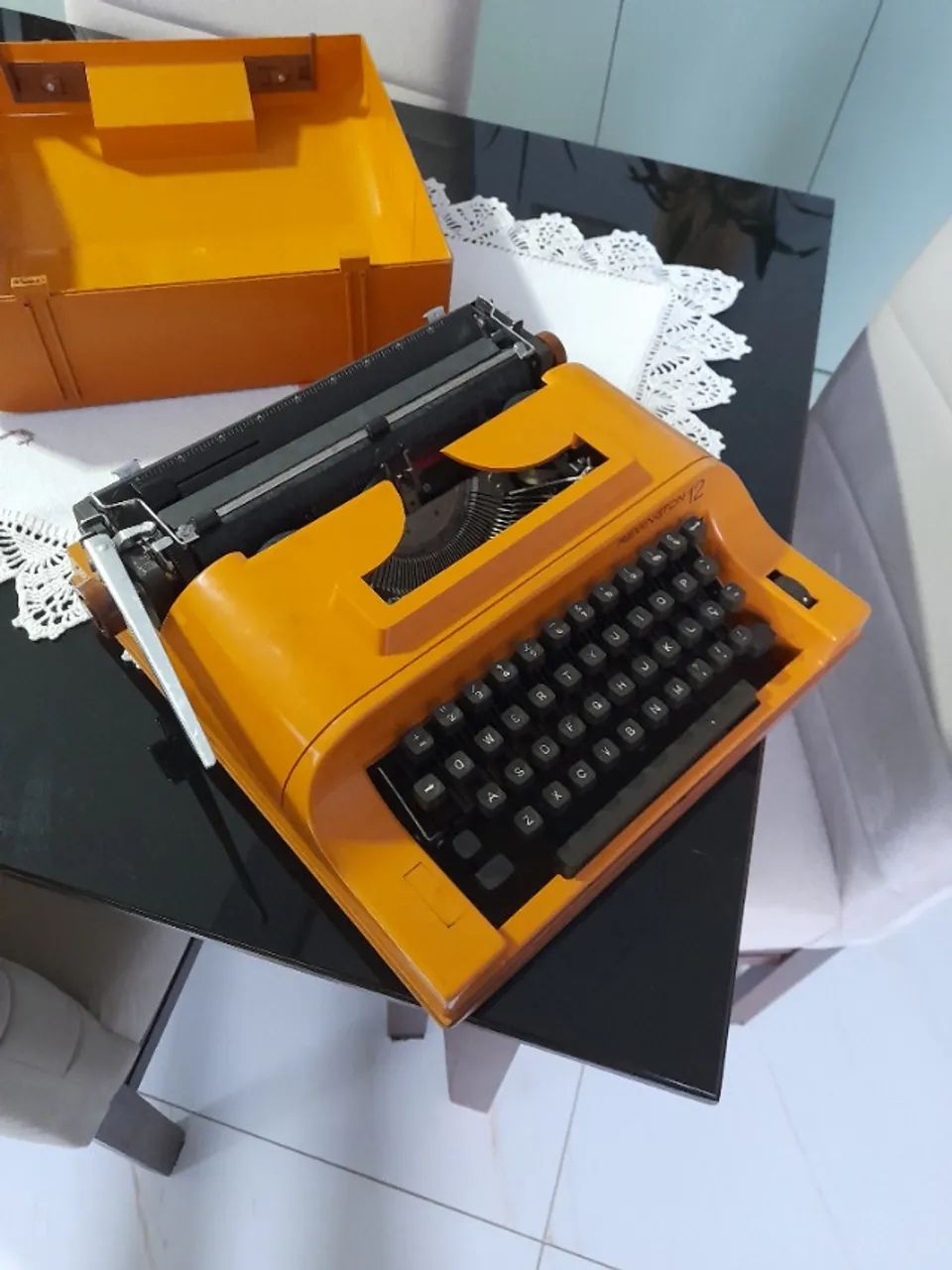 maquina de escrever antiga - Foto 4