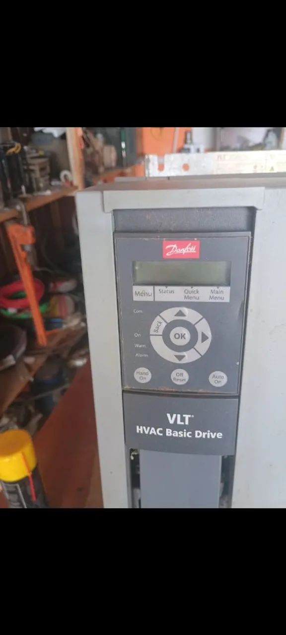 Inversor de frequência Danfonss 75 HP 80 CV 380v a 480v HVAC - Foto 3