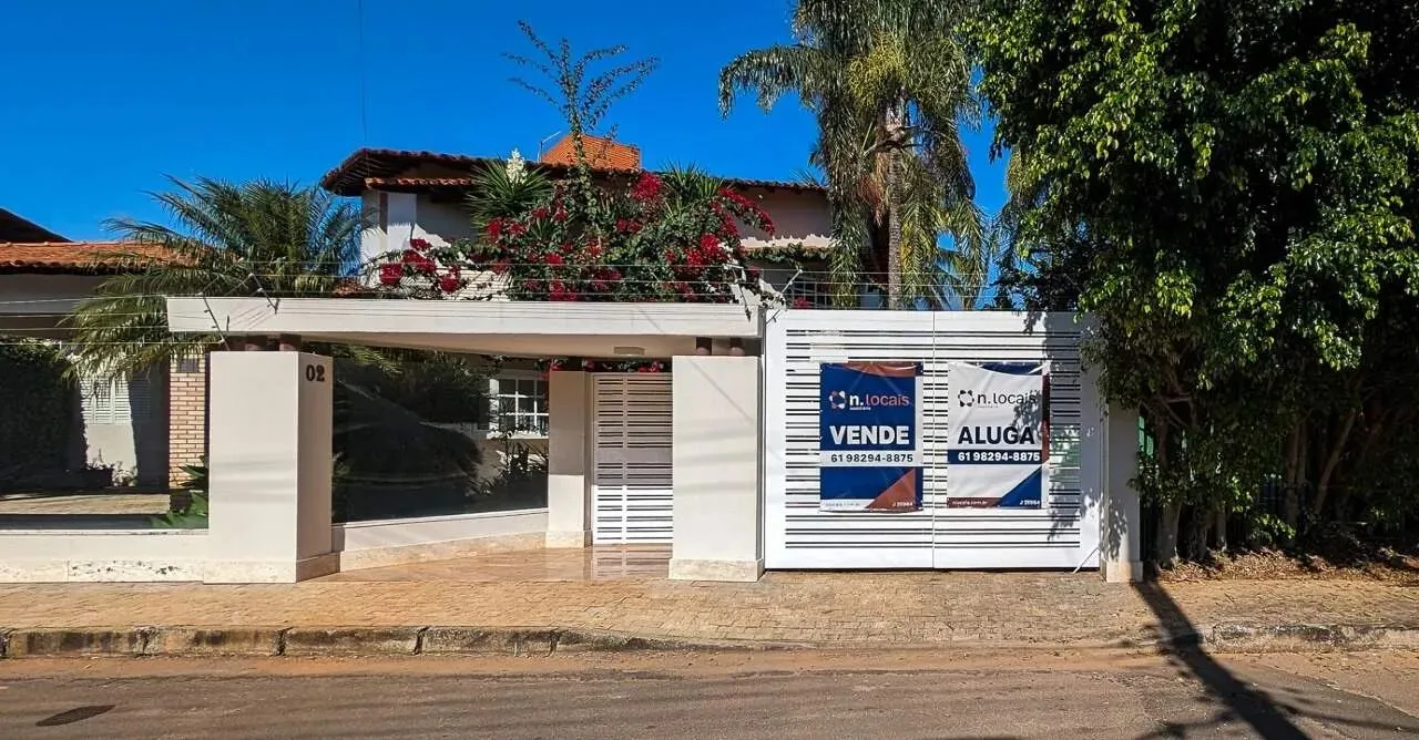 Casa com 5 suítes no Lago Norte