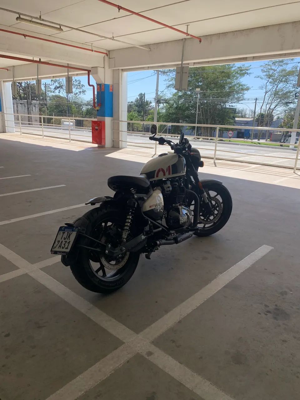 Shotgun 650 custom  - Foto 5