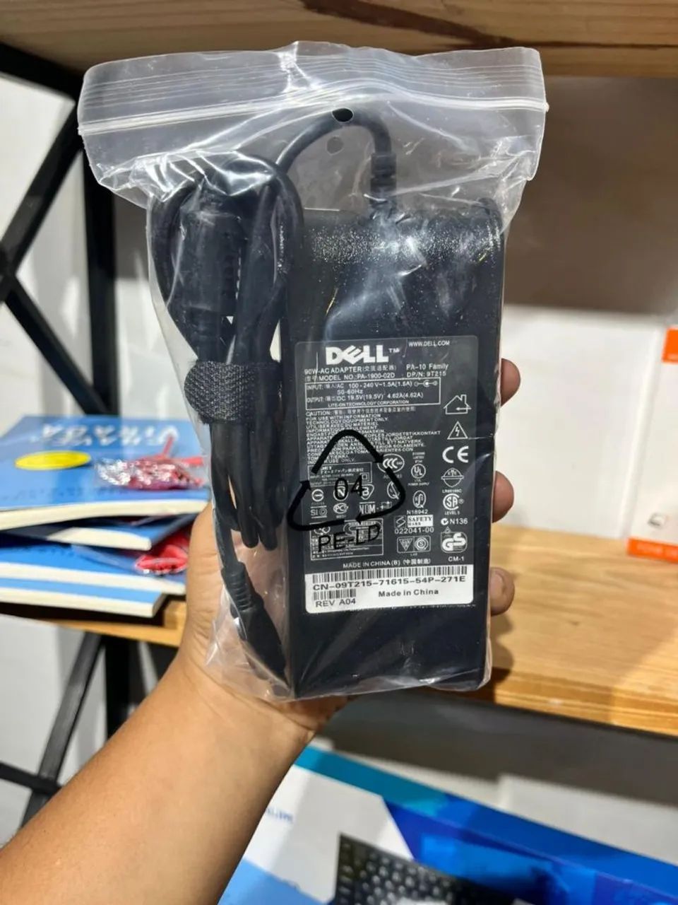 Carregador para Notebook Dell Pino Grosso 
