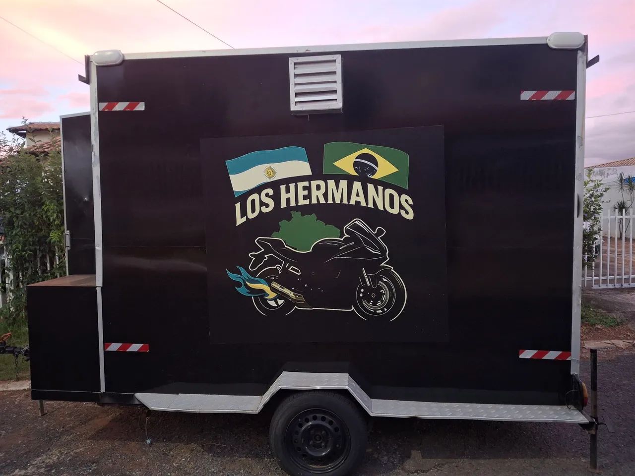 VENDO FOOD TRUCK COM CHOPEIRA - Foto 3