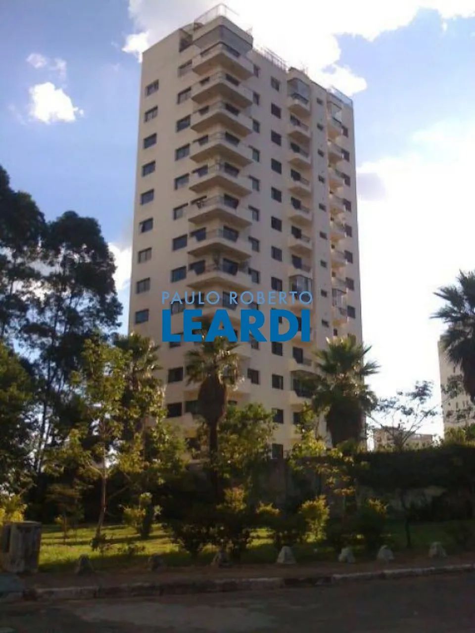 APARTAMENTO - MORUMBI - SP