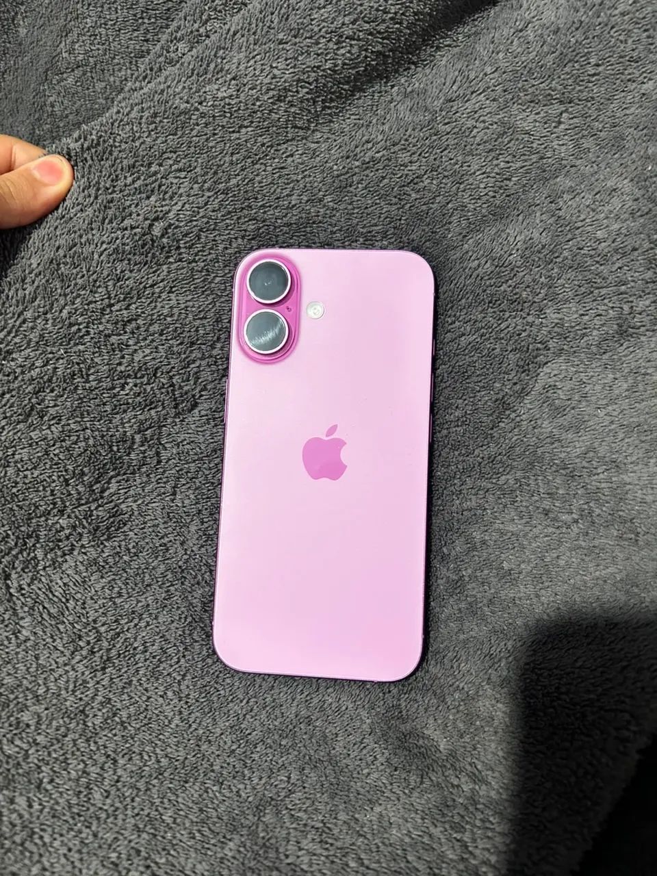 Vendo iPhone 16 rosa 128gb 