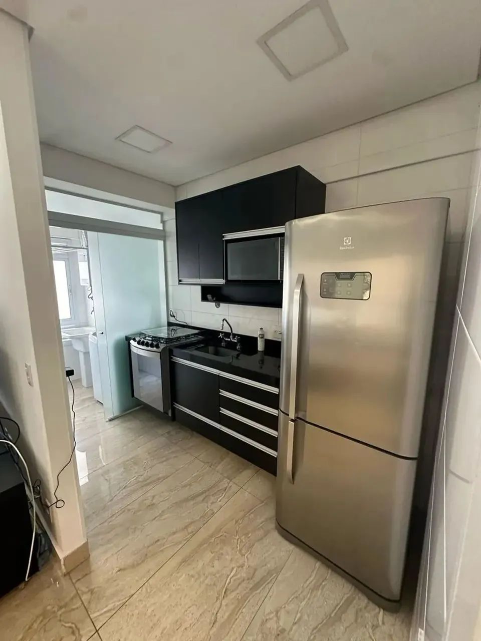 Baixou para alugar rápido apartamento mobiliado para aluguel no centro de Alphaville com 1 - Foto 7