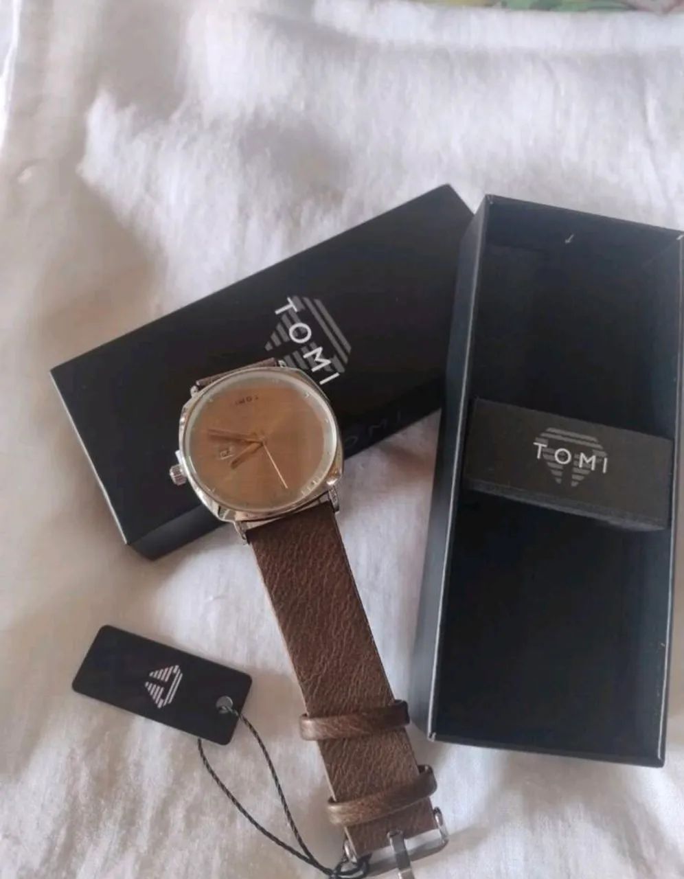 ? RELÓGIO TOMI PREMIUM - ELEGÂNCIA QUE IMPRESSIONA! ?