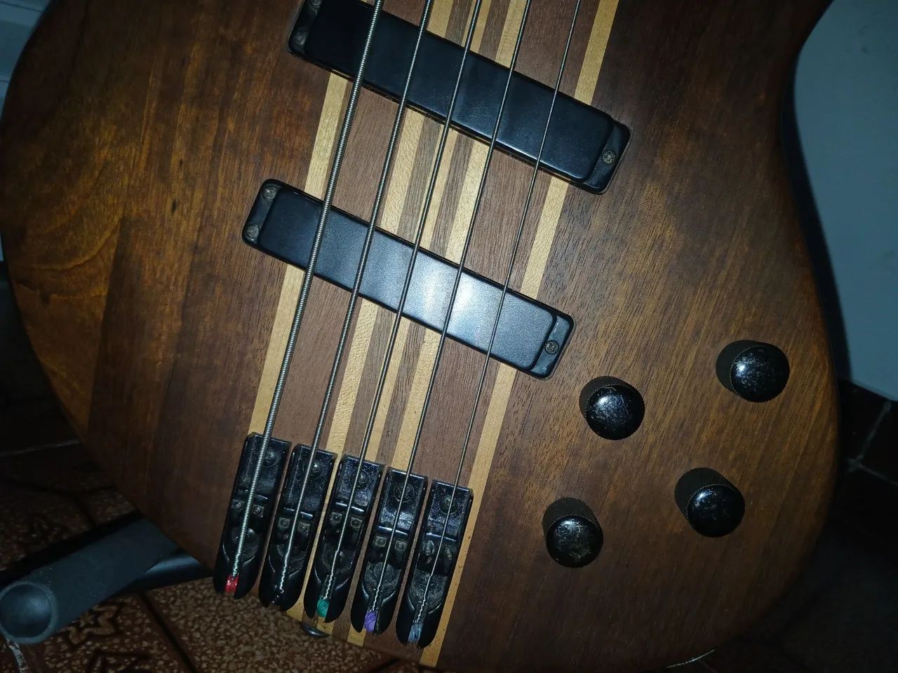 Contra baixo  - Foto 3