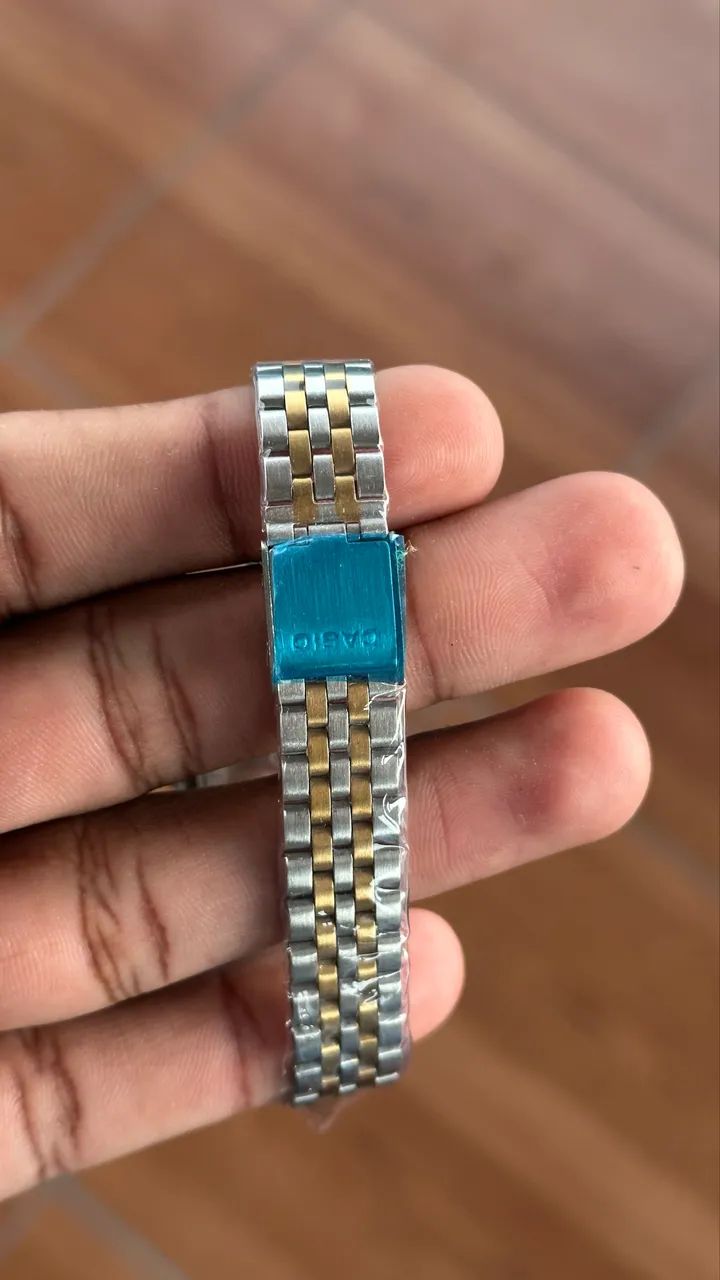 Relógio Casio Dourado e Prata - Novo - Foto 3