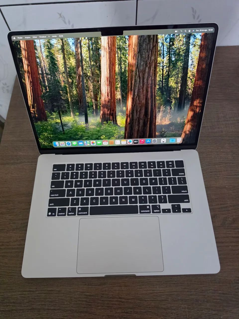 Apple macbook air m4 16 polegadas A3241 m4 16gb 256ssd zerada. 