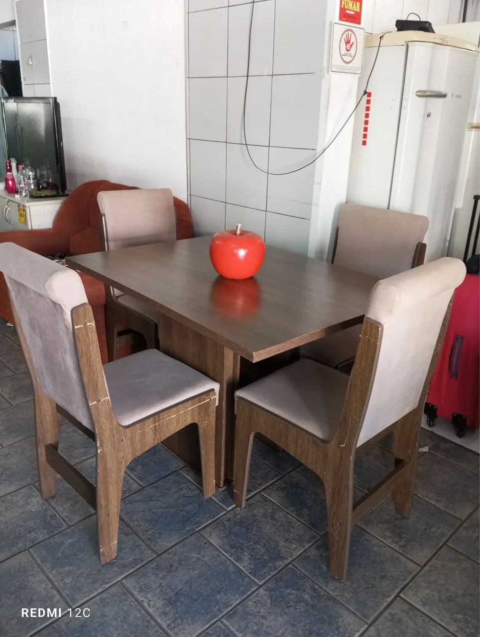 Mesa com 4 cadeiras  - Foto 3