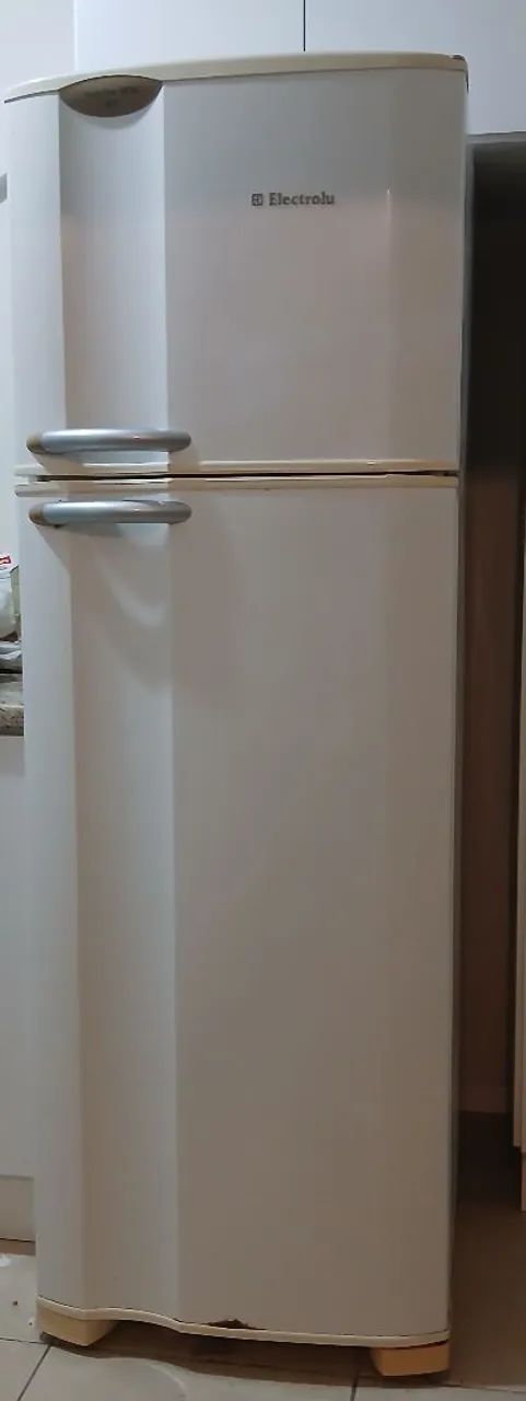 Vendo Geladeira Brastemp * 