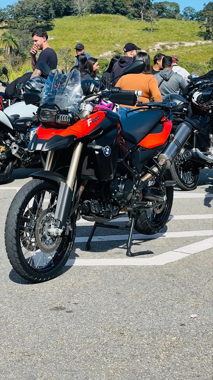 F 800
