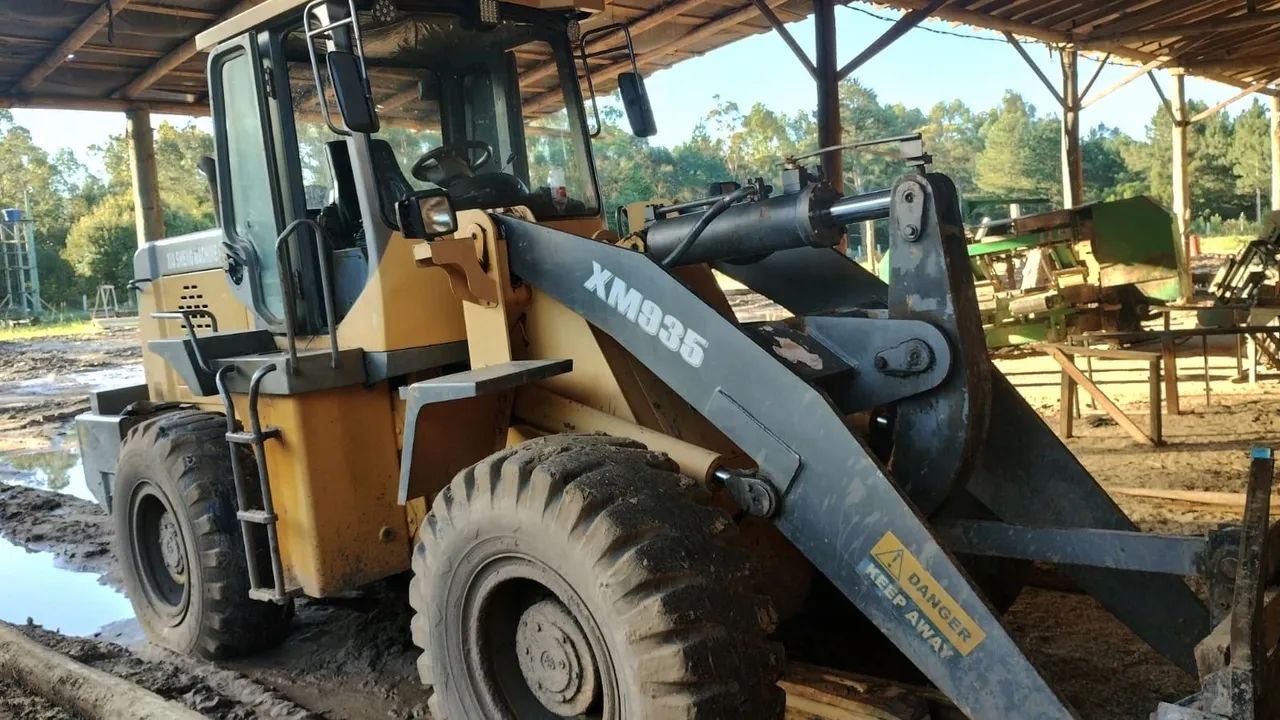 PÁ CARREGADEIRA XM 935 - Foto 4