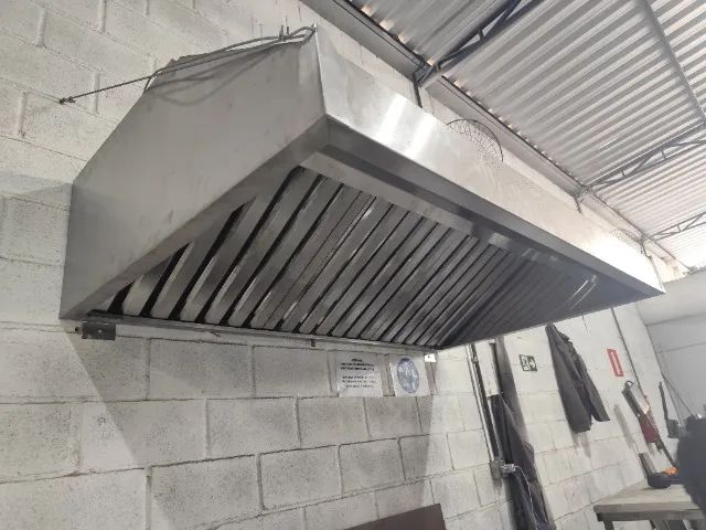 Coifa inox centro 3,95×1,40×0,50 c/ filtro inercial