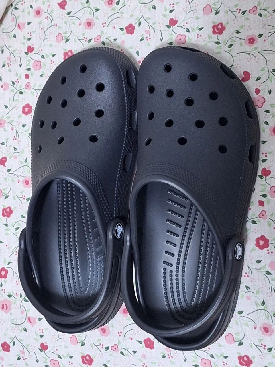 Crocs preto