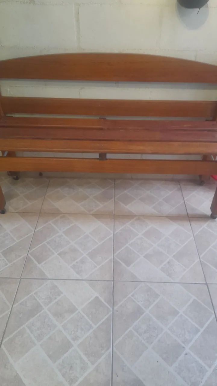 Banco de madeira  - Foto 2