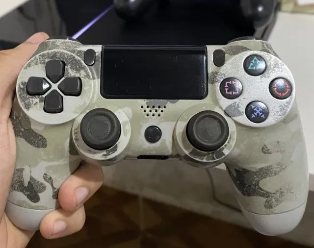PS4 - 500GB 6 JOGOS E 2 CONTROLES - Foto 4