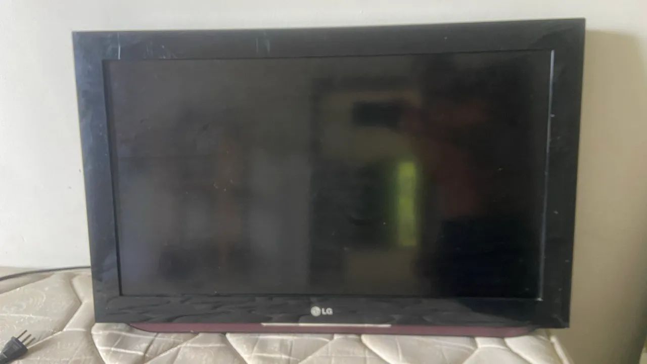 Tv lg 32 polegadas com defeito