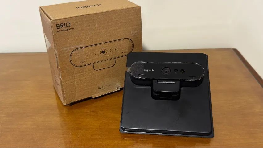 Webcam Logitech Brio 4K Ultra HD + Cabo USB-C Original - Foto 4