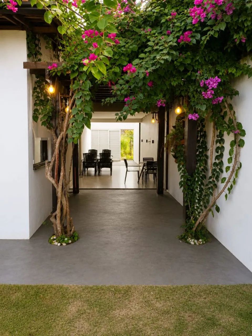 Alugo linda casa com placas solar - Foto 3