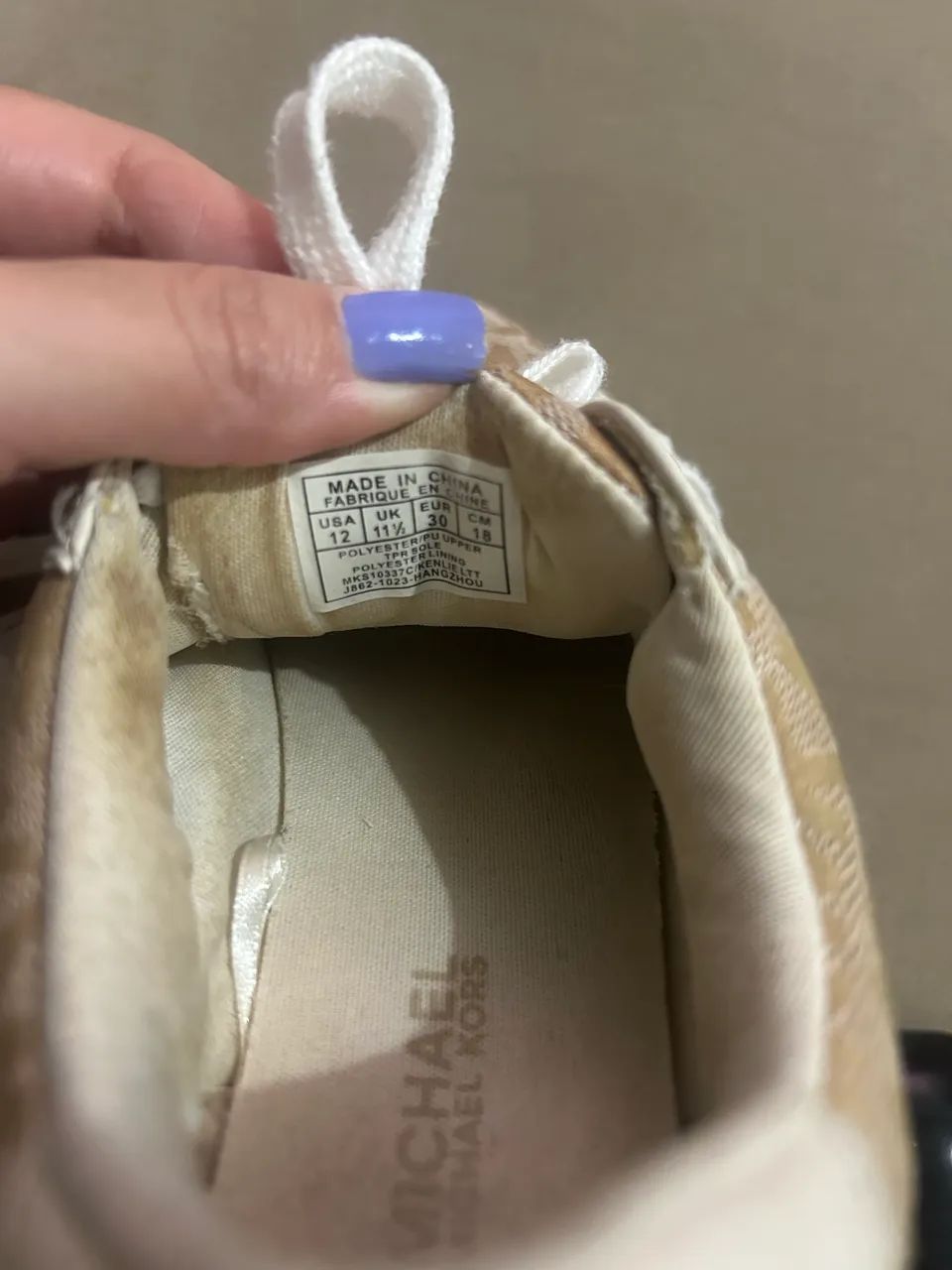 Sapato infantil Michael Kors 